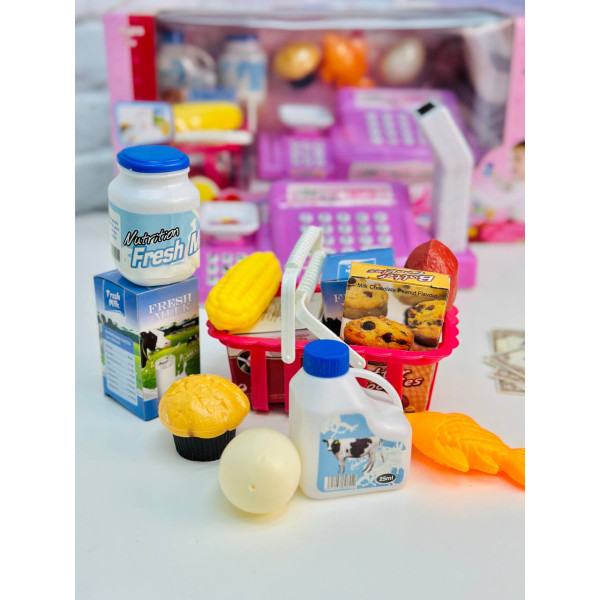 Касовий аппарат з кошиком і продуктами 