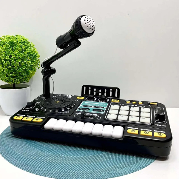 Дитячий музичний центр — DJ-пульт з мікрофоном  